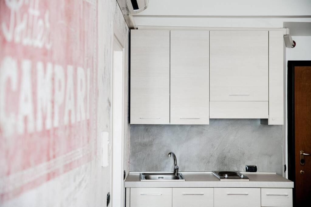 Apartamento Be Happy - The House Of Travelers Como Exterior foto